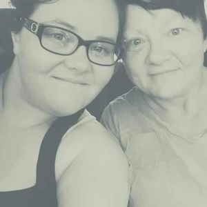 Meet your Posher, Debra